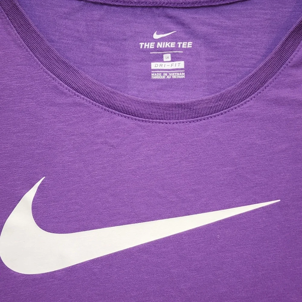 Nike Dri-FIT Purple Graphic Swoosh T-Shirt Womens Plus Size 1X Short Sleeve Tee - Picture 3 of 7